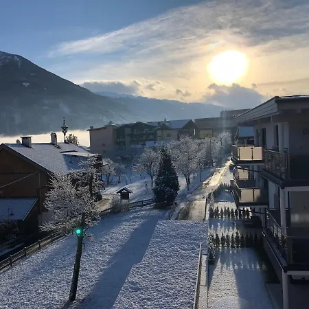 Mountain Penthouse 8 & 9 فغن