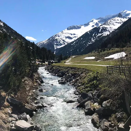 Mountain Penthouse 8 & 9 شقة *