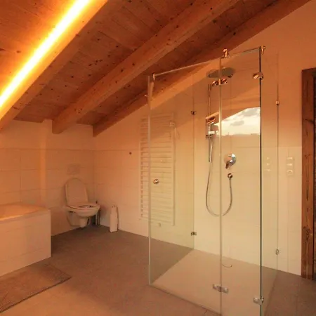 Mountain Penthouse 8 & 9 Daire Fügen