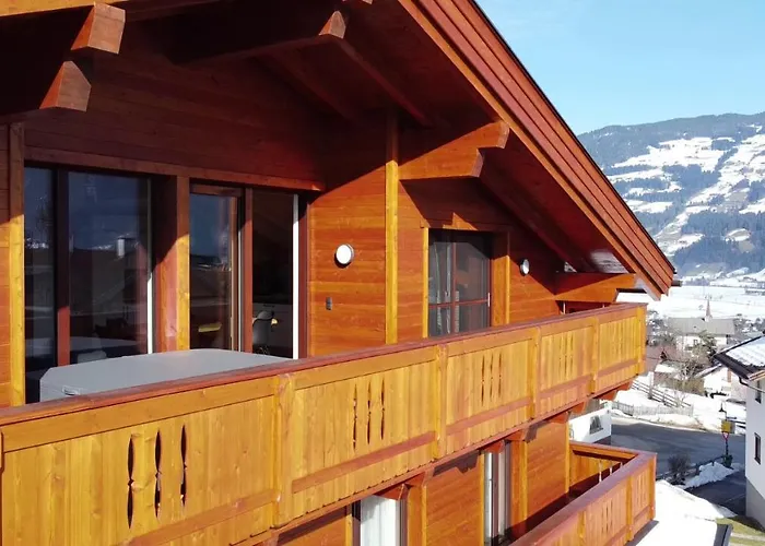 Mountain Penthouse 8 & 9 Apartment Fuegen