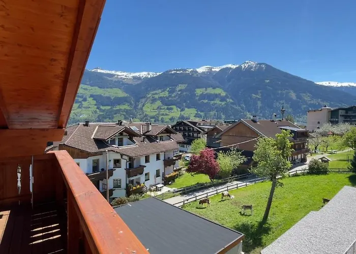 Mountain Penthouse 8 & 9 * Fuegen