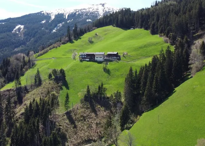 Mountain Penthouse 8 & 9 Fügen